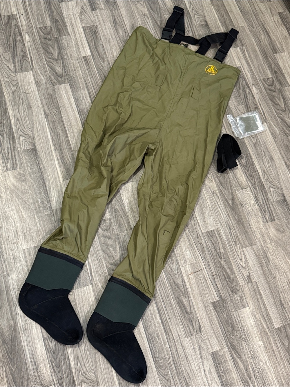 Pro Line waders men’s sz S, as is